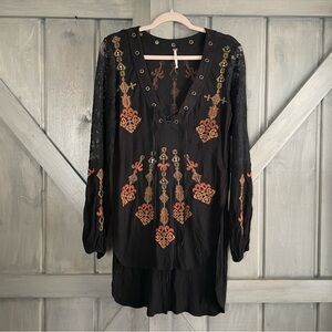 Free People Embroidered Bohemian Black Tunic Top Crochet Long Sleeves Size S
